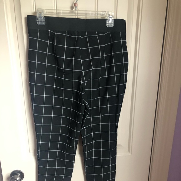 Urban Planet | Striped black and white pants - Picture 2 of 2